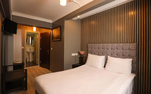 Cumbali Luxury Boutique Hotel