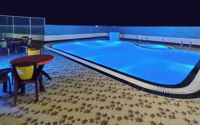 Hotel Aayes & Resort