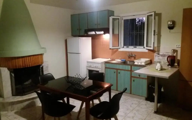 Eirini house