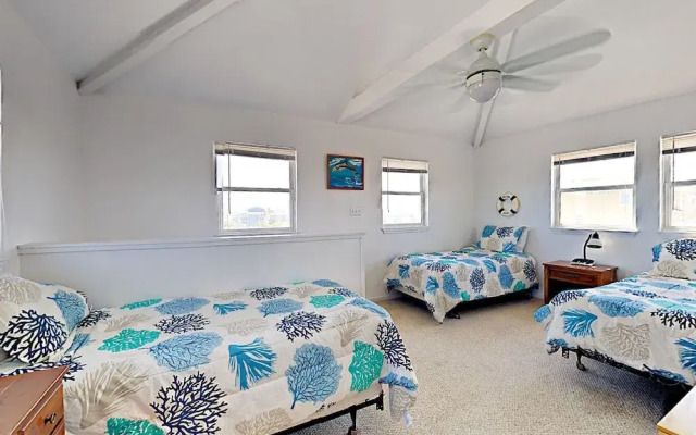 12 La Playa by RedAwning
