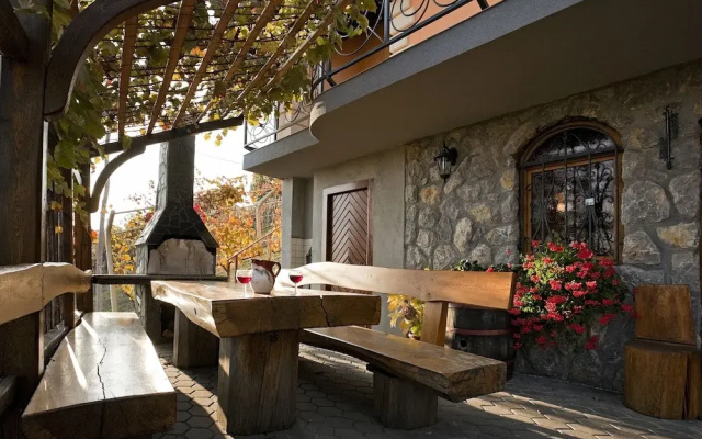 Vineyard Cottage Bregac
