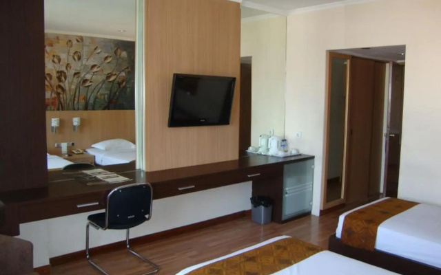 Riyadi Palace Hotel