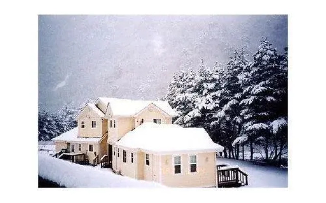 Yeongwol Yesolnuri Pension