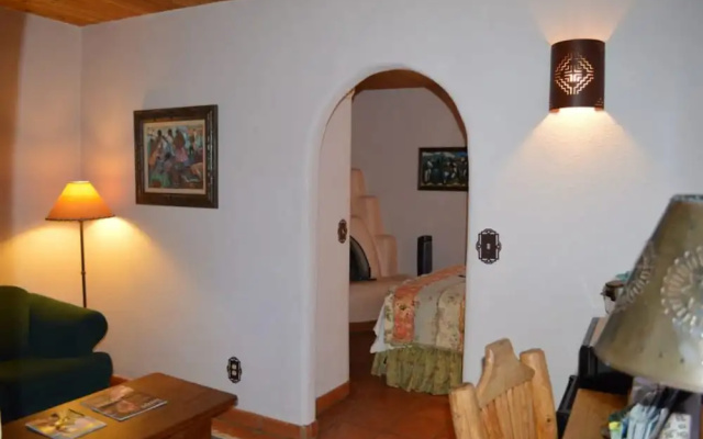 American Artists Gallery House B & B