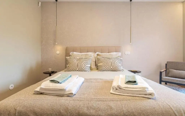 Deluxe 2BDR Apartment in Carcavelos by LovelyStay