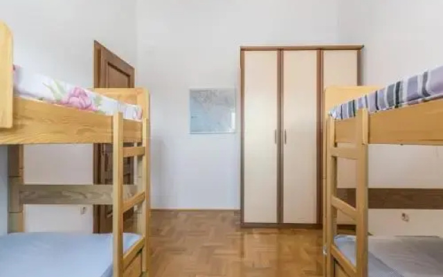 Apartment Larsen