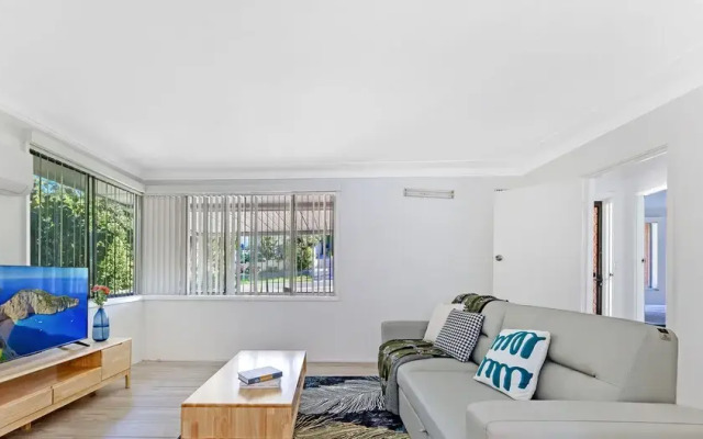 Kozyguru | Carlingford | 3 Beds + Free Parking