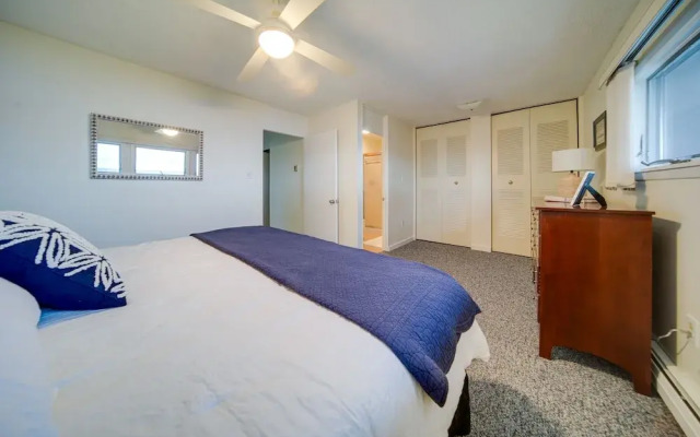 Lakeside Retreat in Dewittville w/ Pool Access!