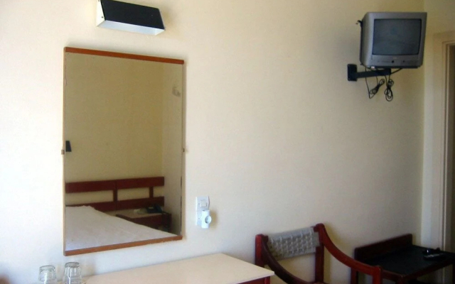 Avra Hotel