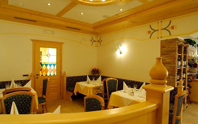 Hotel Falzares