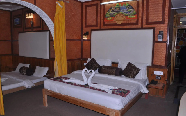 Hotel Robinsson Palace