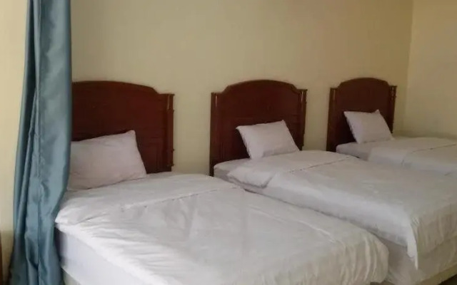 Serapis Hotel