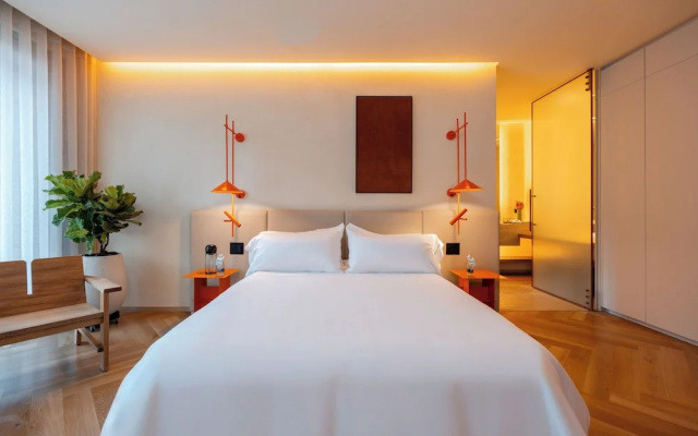 The Cut Hotel by MOME