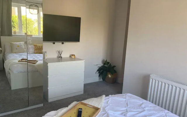 Beautiful 4-bed House