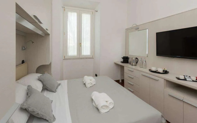Andenis Luxury House