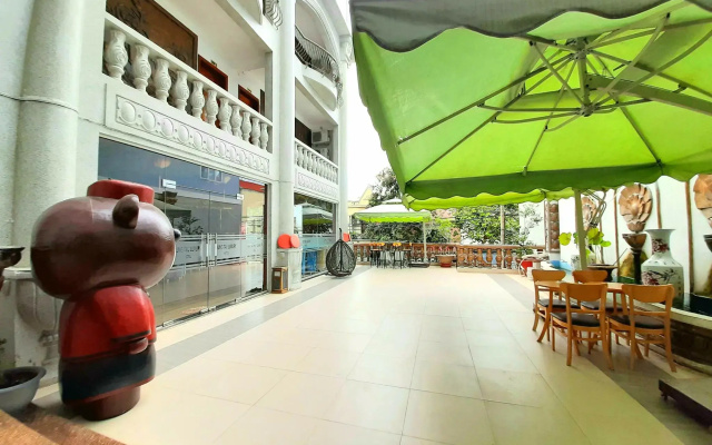 7S Hotel Lux ubus Beach Vung Tau