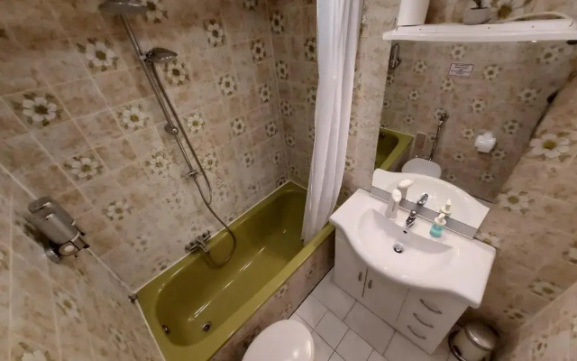 Vintage Apartment