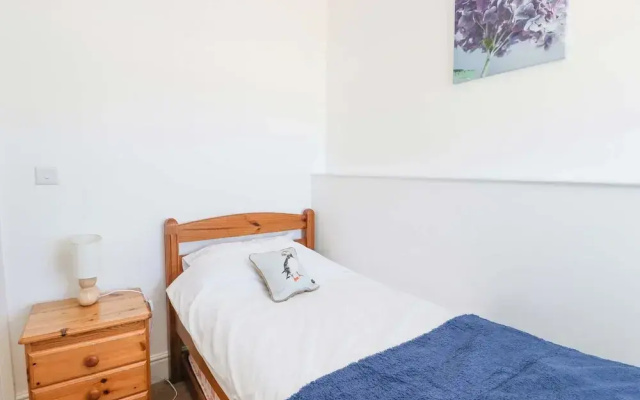 Bethan Apartment