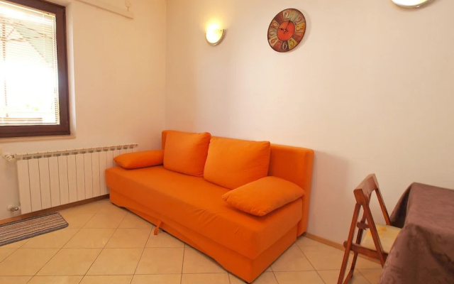 Apartment 21