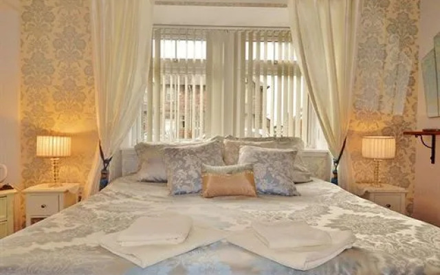 The Stirling Bed & Breakfast