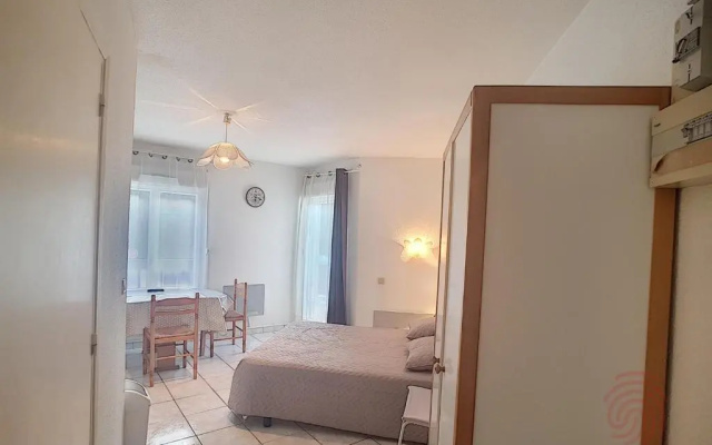 Appartement Lamalou-les-Bains, 1 pièce, 2 personnes - FR-1-451-95