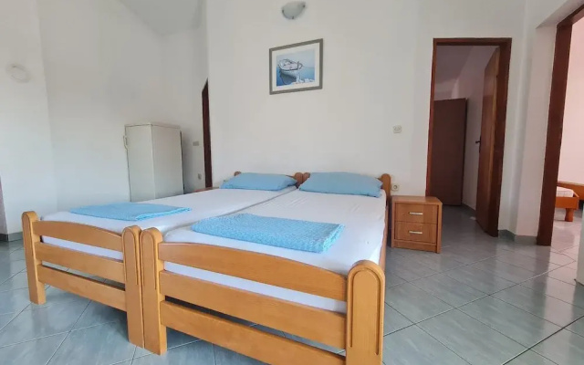 Apartments Robi