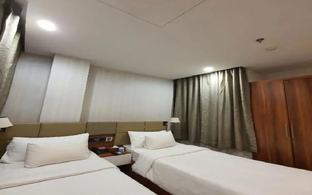 A25 Premium Hotel - 29 Le Thi Hong Gam