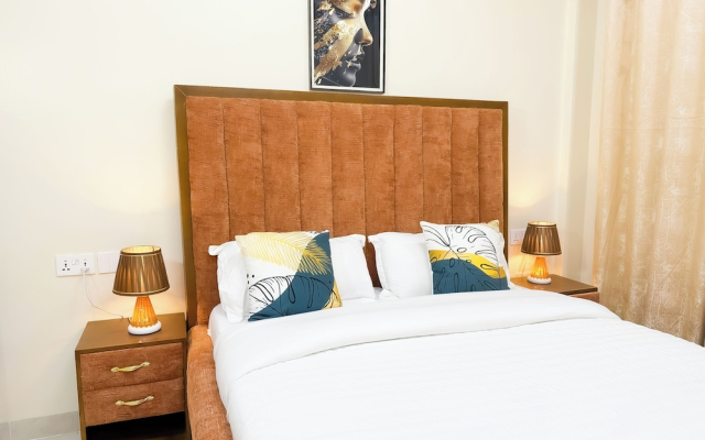 Charm Luxe Homes