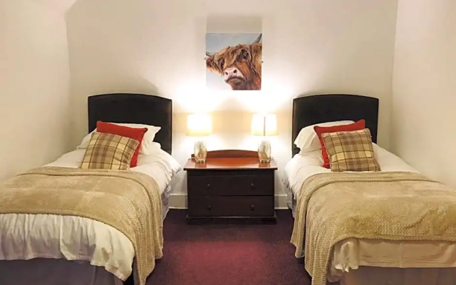 Gordon Arms Hotel