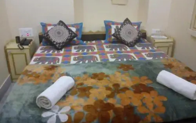 Hotel Himmat Niwas