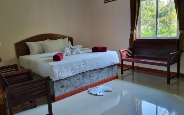 PawPaw Resort