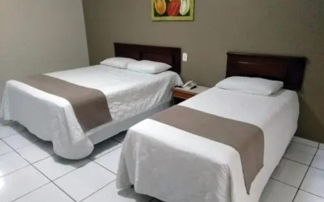 Alcacer Hotel