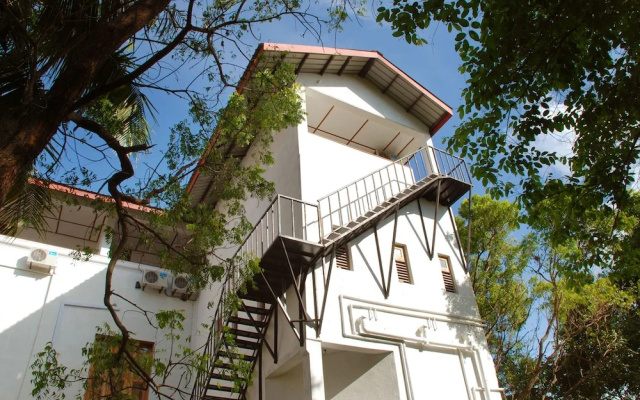 The Triangle Hotel
