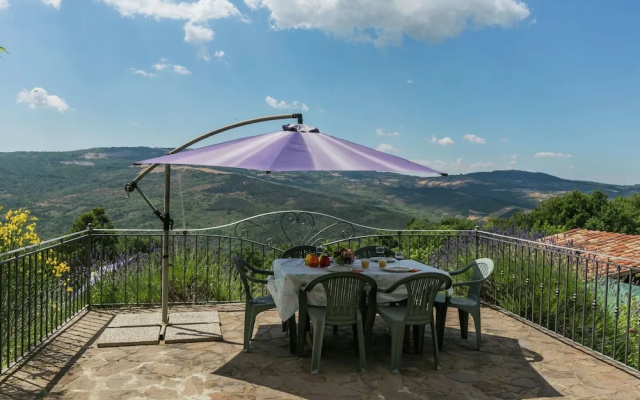 Villa in Maremma With Private Pool & Views