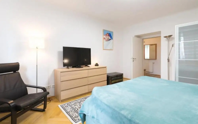 Apartment Rudolfsplatz Check in 15h to 22h Only