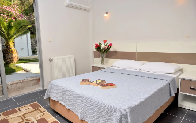 Calis Hotel