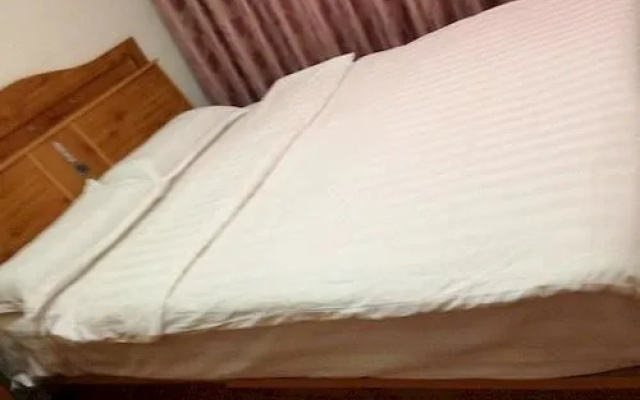 Chengdu Linjia Apartment