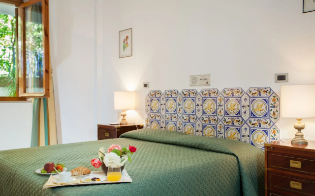 Grand Hotel De Rose