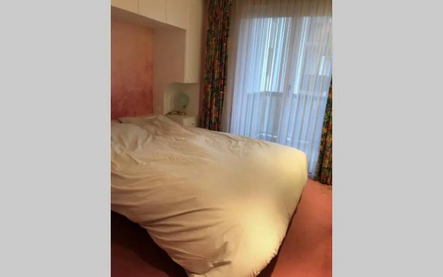 Ruim 3 Slaapkamerappartement Vlakbij Het Strand
