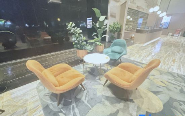 Orange Hotel (Shenzhen Shanglilang Metro Station)