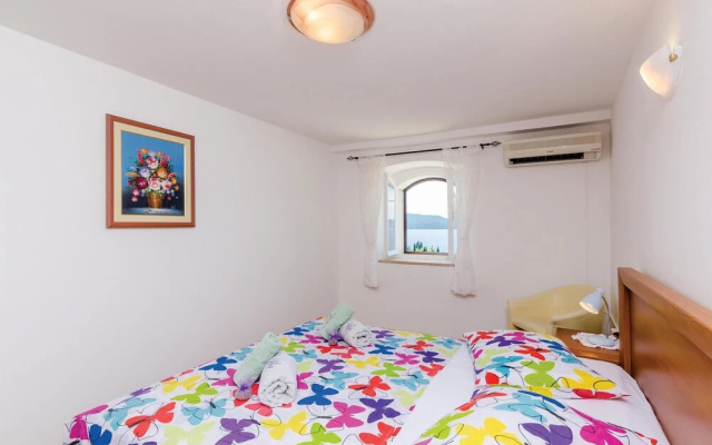 Amazing Home in Slano With Wifi and 4 Bedrooms