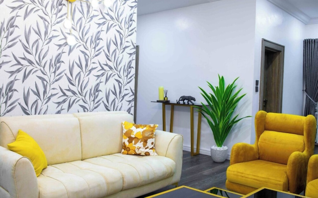 Dahila Apartment By Feenixkoncepts