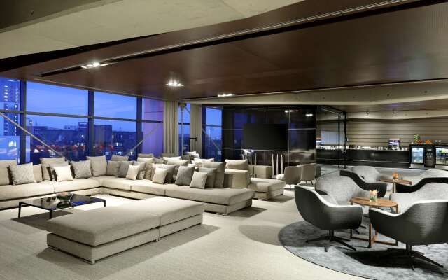 Hyatt Regency Barcelona Tower