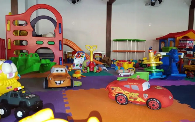 Hotel Camburi Praia