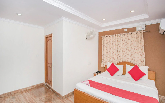 Отель OYO Sree Balaji Residency