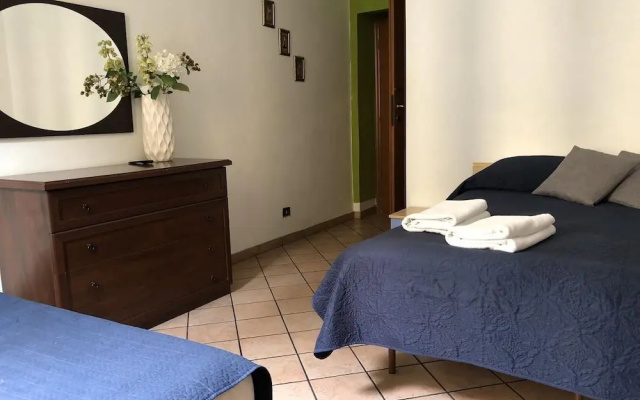 Parisa Suite