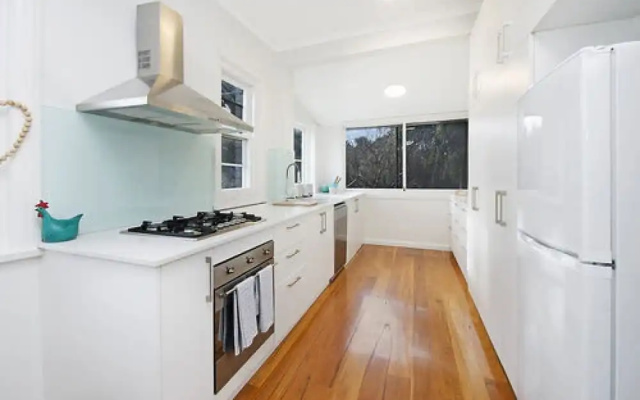 The Field - Apartment (082i) -Coogee