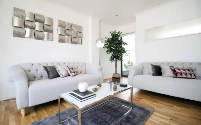 Dray Court - Luxury 2 Bedroom Apartment