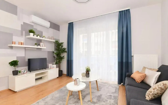 Laurel Bay Apartment