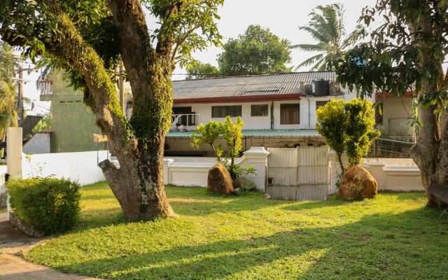 Отель Villa Rosa Blanca - White Rose Шри-Ланка, Галле - отзывы, цены и фото номеров - забронировать отель Villa Rosa Blanca - White Rose онлайн вид на фасад